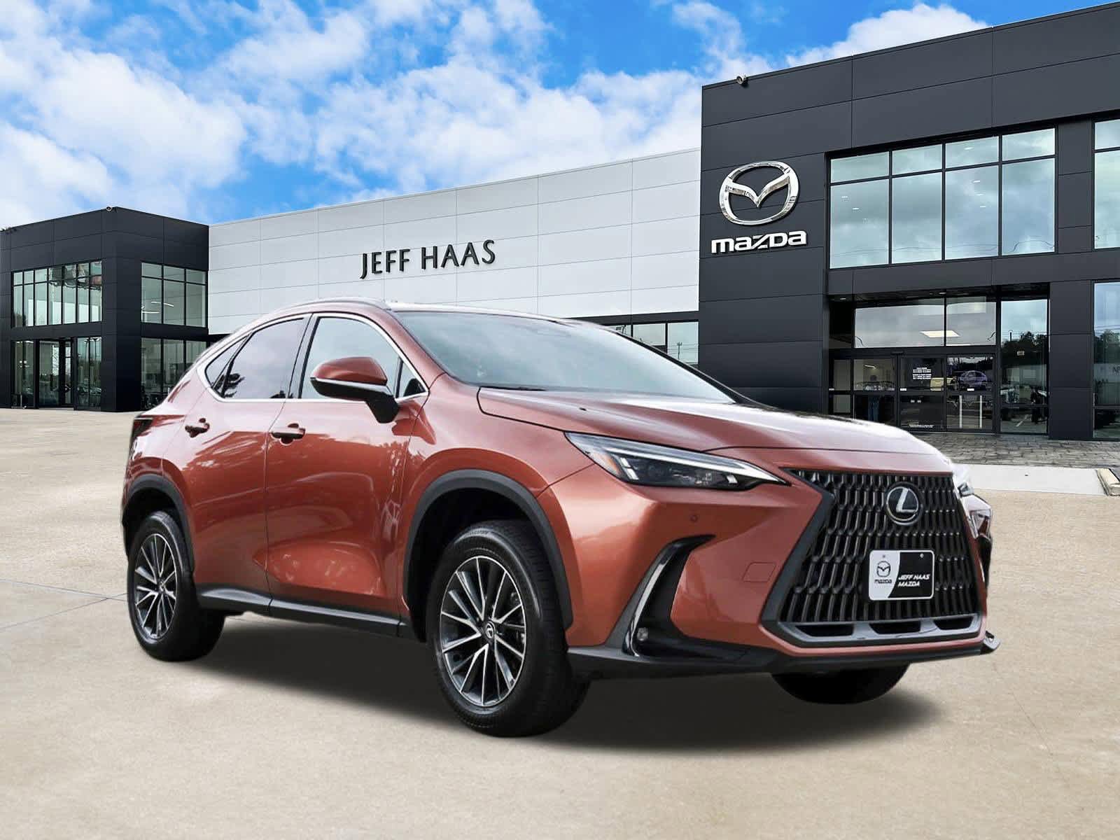Used 2025 Lexus NX 250 FWD image 4