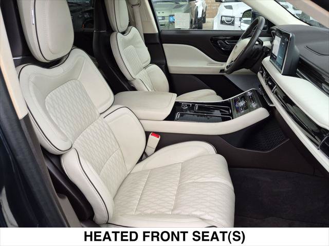 Used 2023 Lincoln Aviator Black Label w/ Class IV Trailer Tow Package AWD/4WD image 27