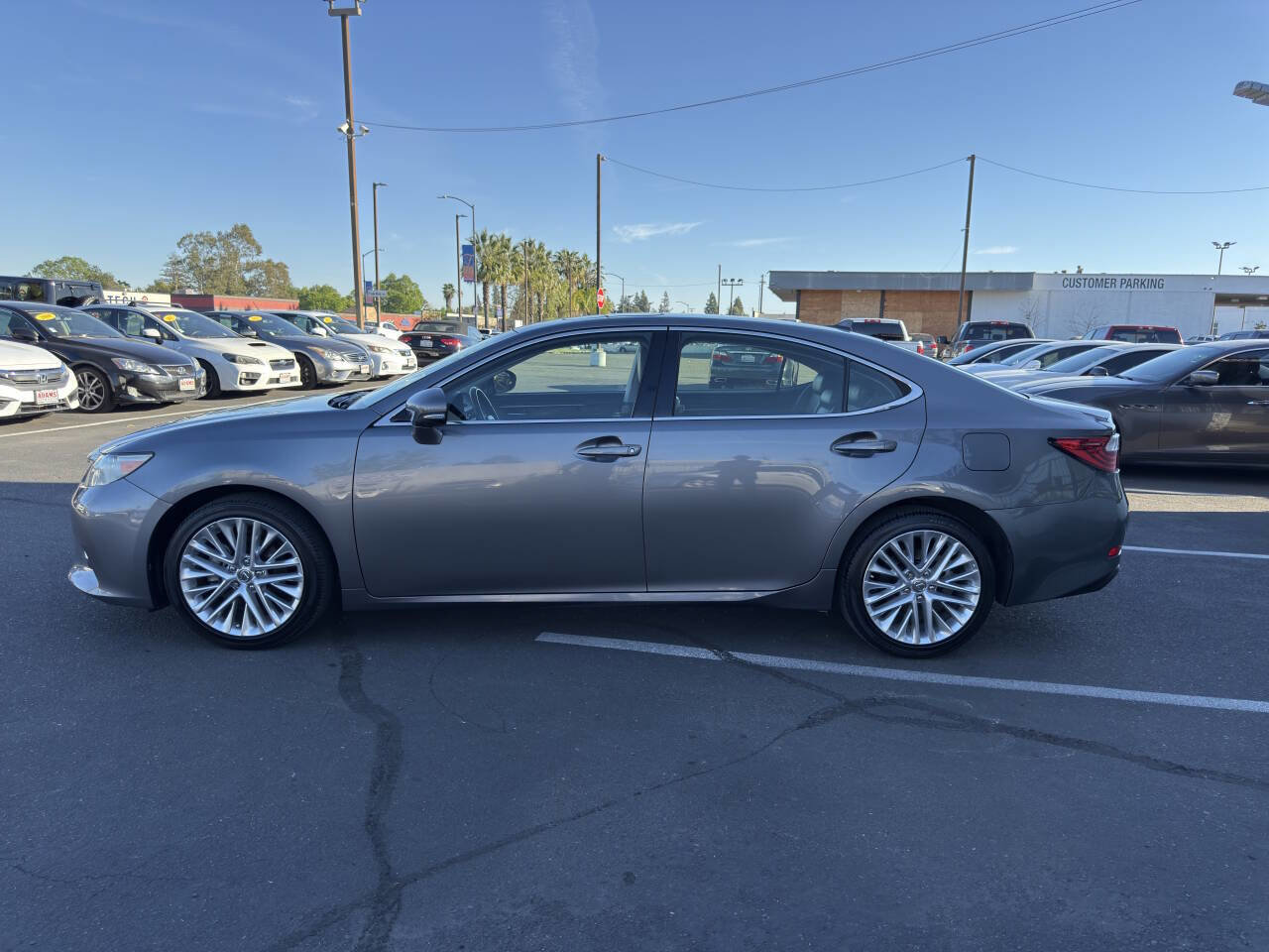 Used 2013 Lexus ES 350 w/ Luxury Pkg FWD image 6