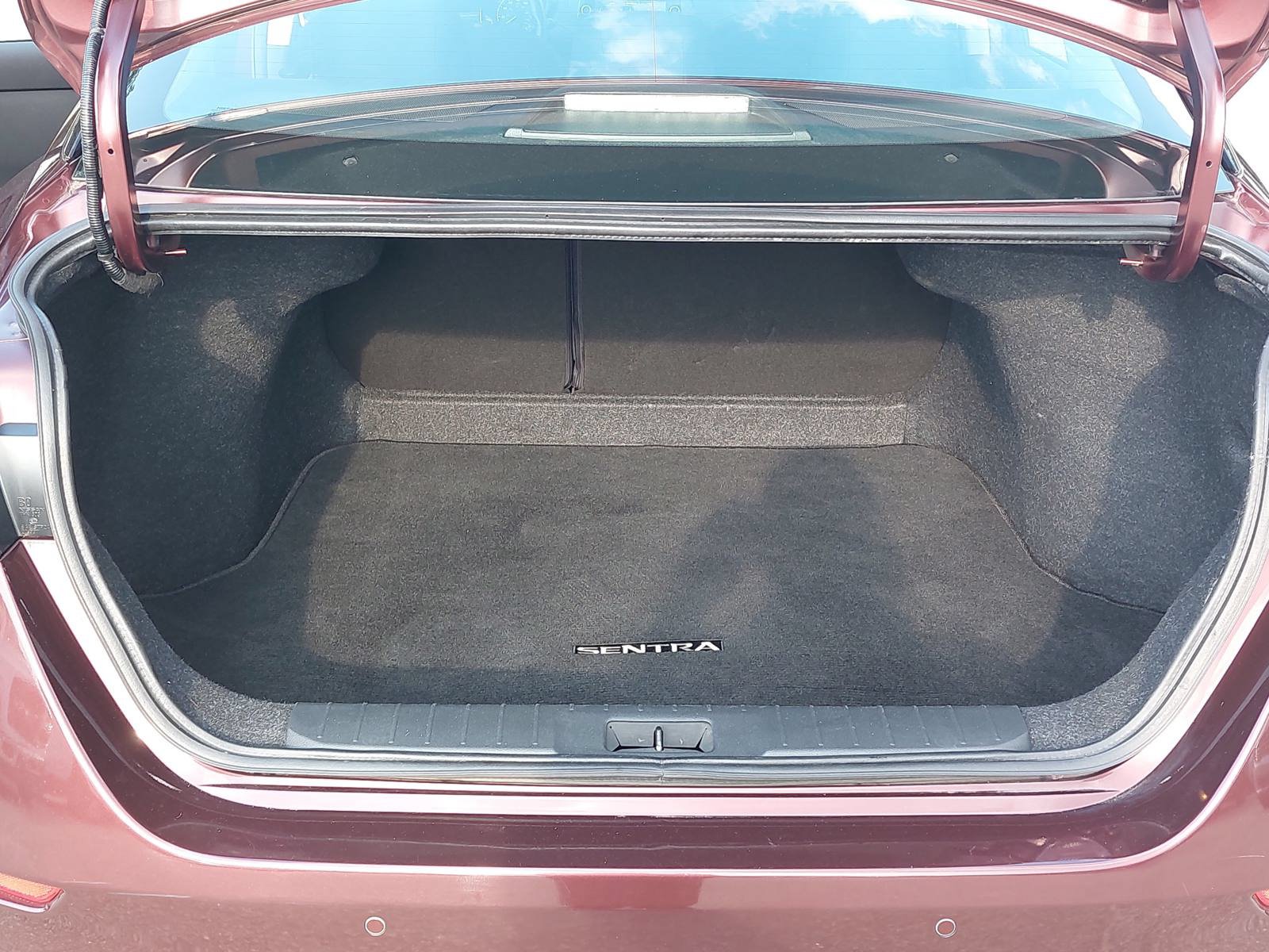 Used 2022 Nissan Sentra SV w/ All-Weather Package FWD image 12