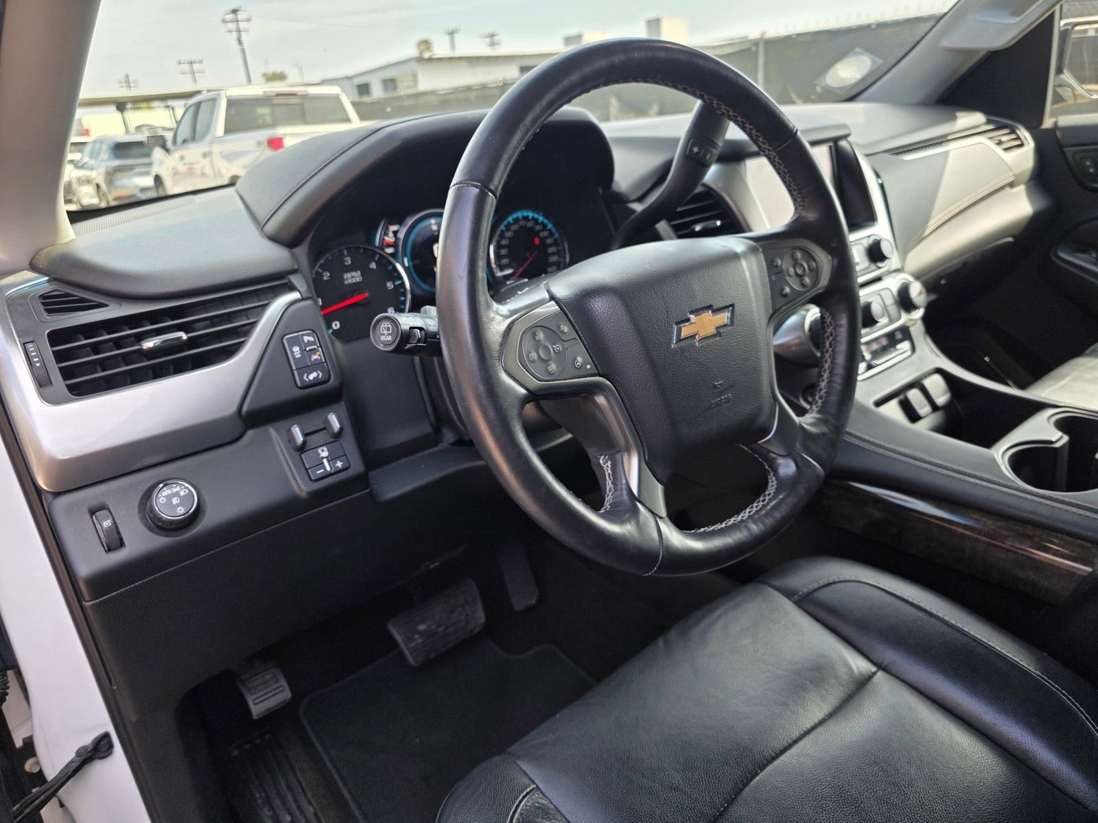 Used 2017 Chevrolet Tahoe LT w/ Luxury Package image 14