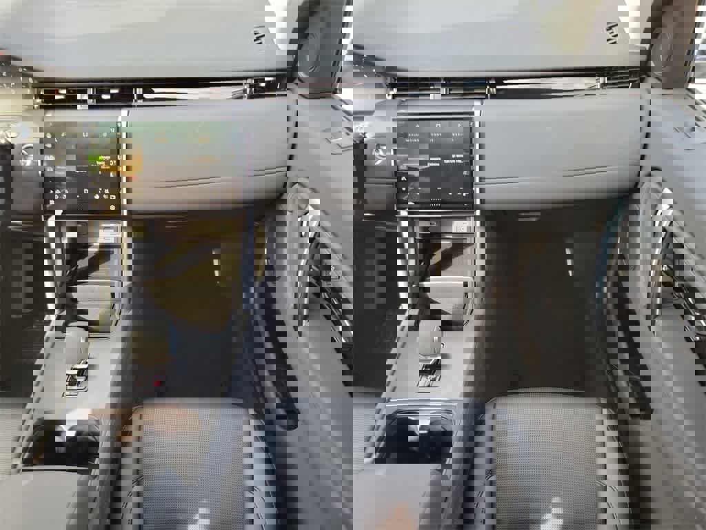 Used 2024 Land Rover Discovery Sport S image 14