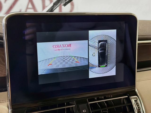Certified 2020 Lincoln Navigator Reserve w/ Luxury Package AWD/4WD image 16