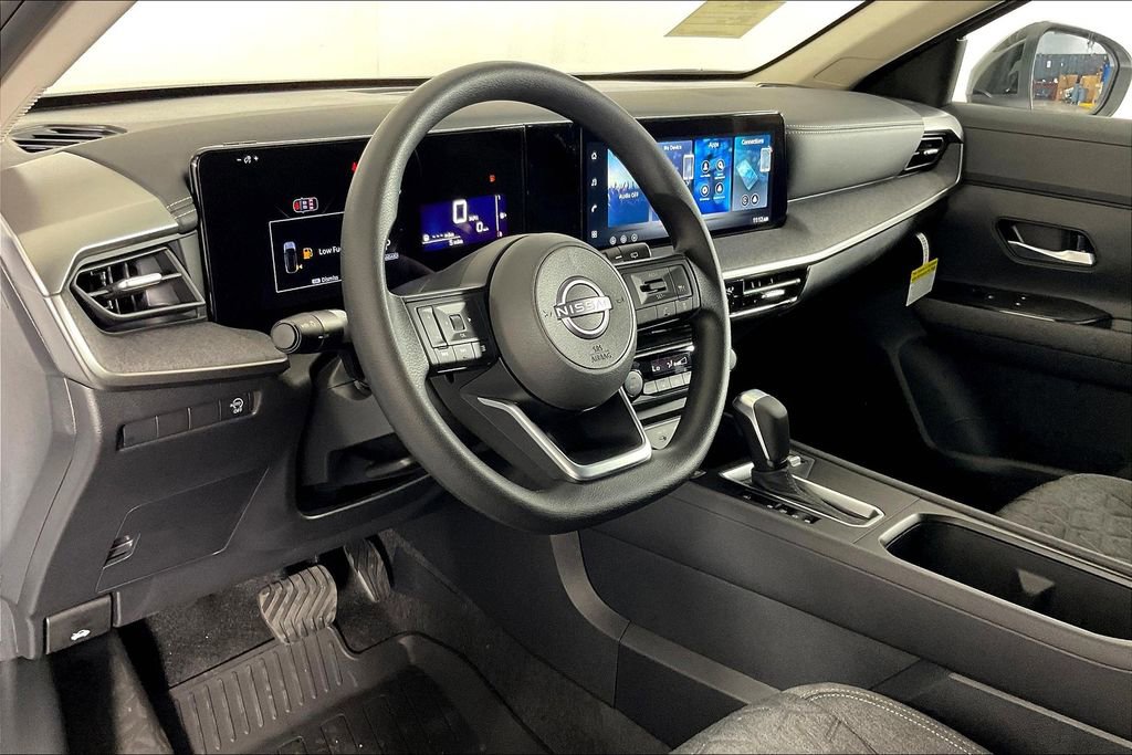 New 2026 Nissan Kicks SV w/ Charging Package image 8