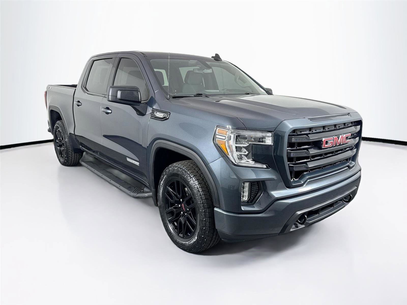 Used 2022 GMC Sierra 1500 Elevation image 4