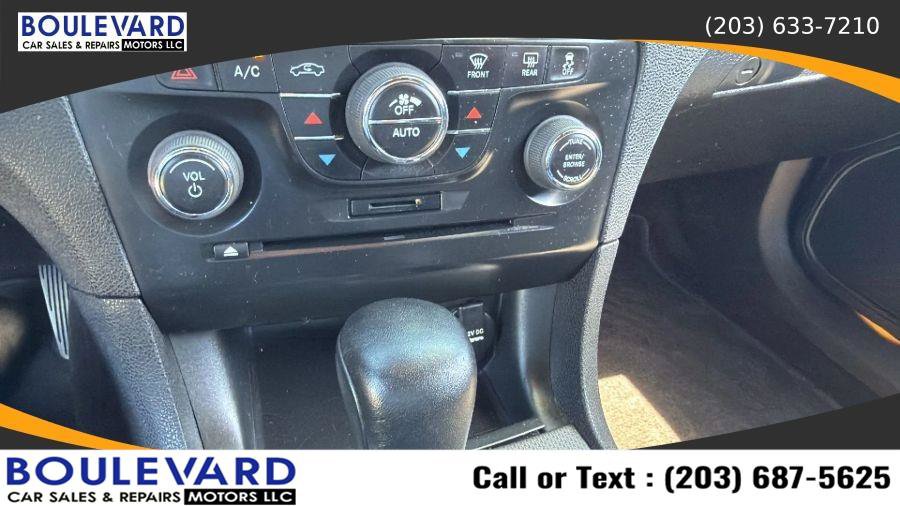 Used 2011 Dodge Charger R/T w/ Driver Confidence Group AWD/4WD image 19