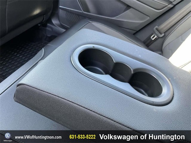 Certified 2025 Volkswagen Taos SE w/ Taos Adventure Package (SXB) image 10