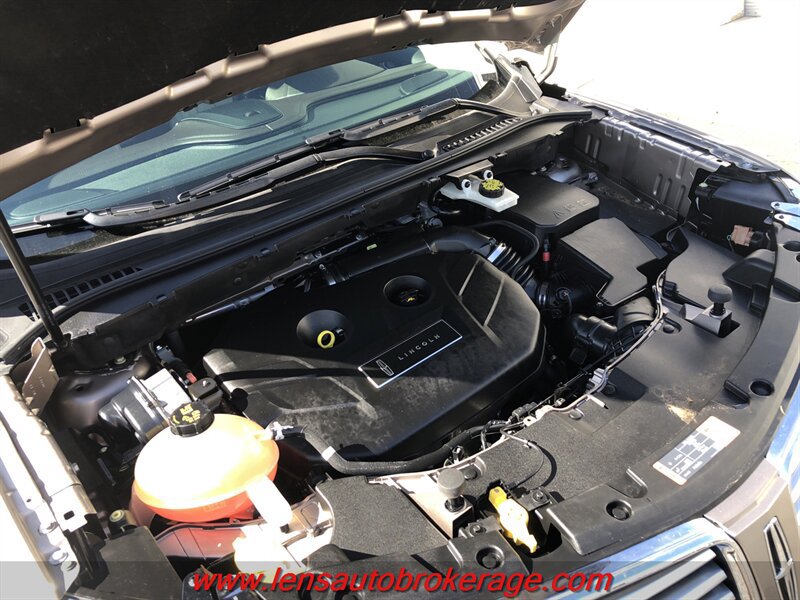 Used 2018 Lincoln MKC Reserve w/ Lincoln MKC Climate Package FWD image 24