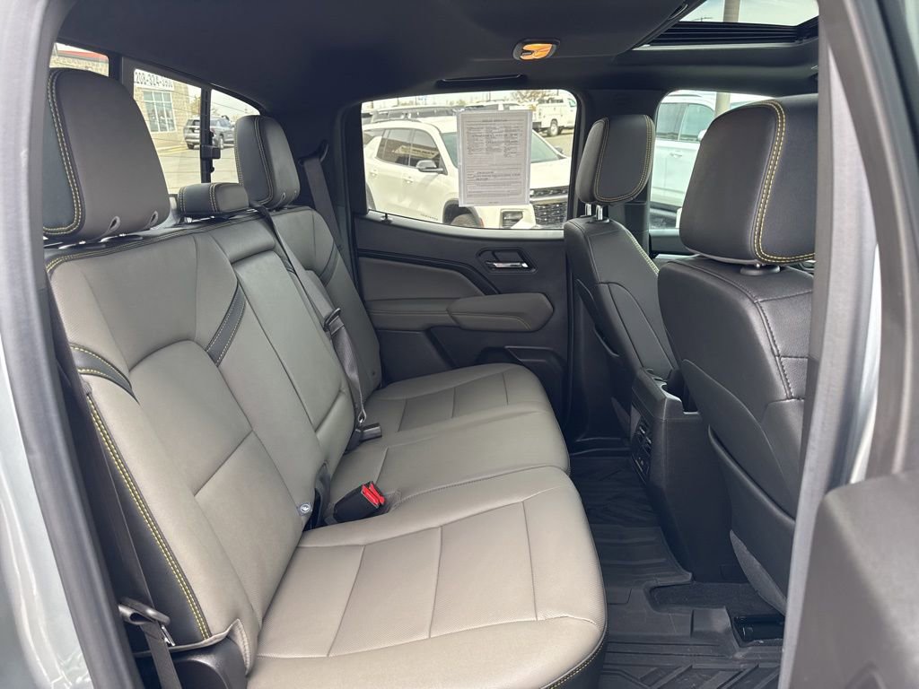 Used 2025 Chevrolet Colorado ZR2 w/ Technology Package image 44