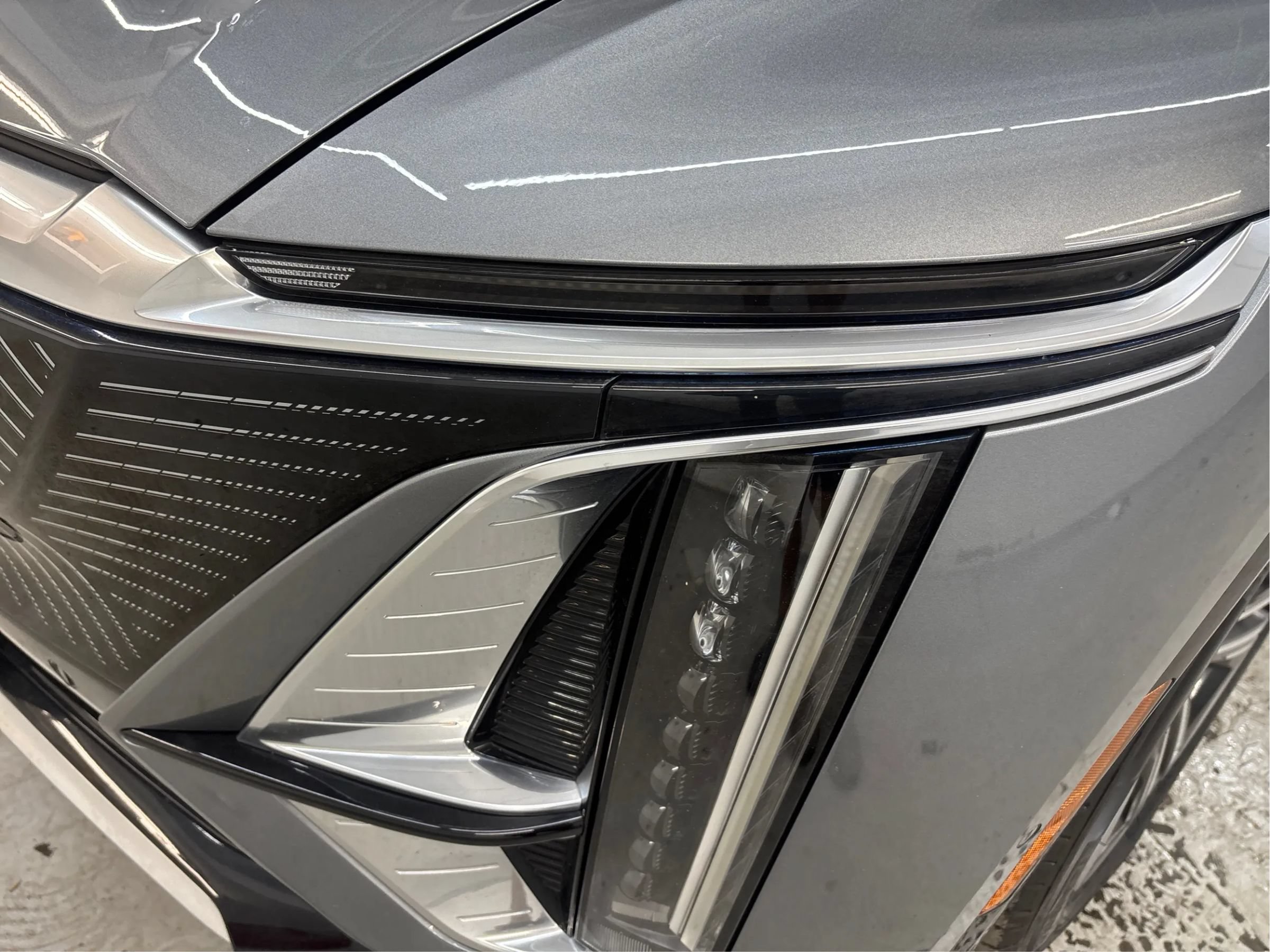 Used 2023 Cadillac Lyriq AWD image 32
