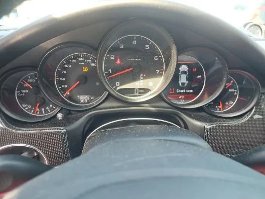 Used 2016 Porsche Panamera image 12