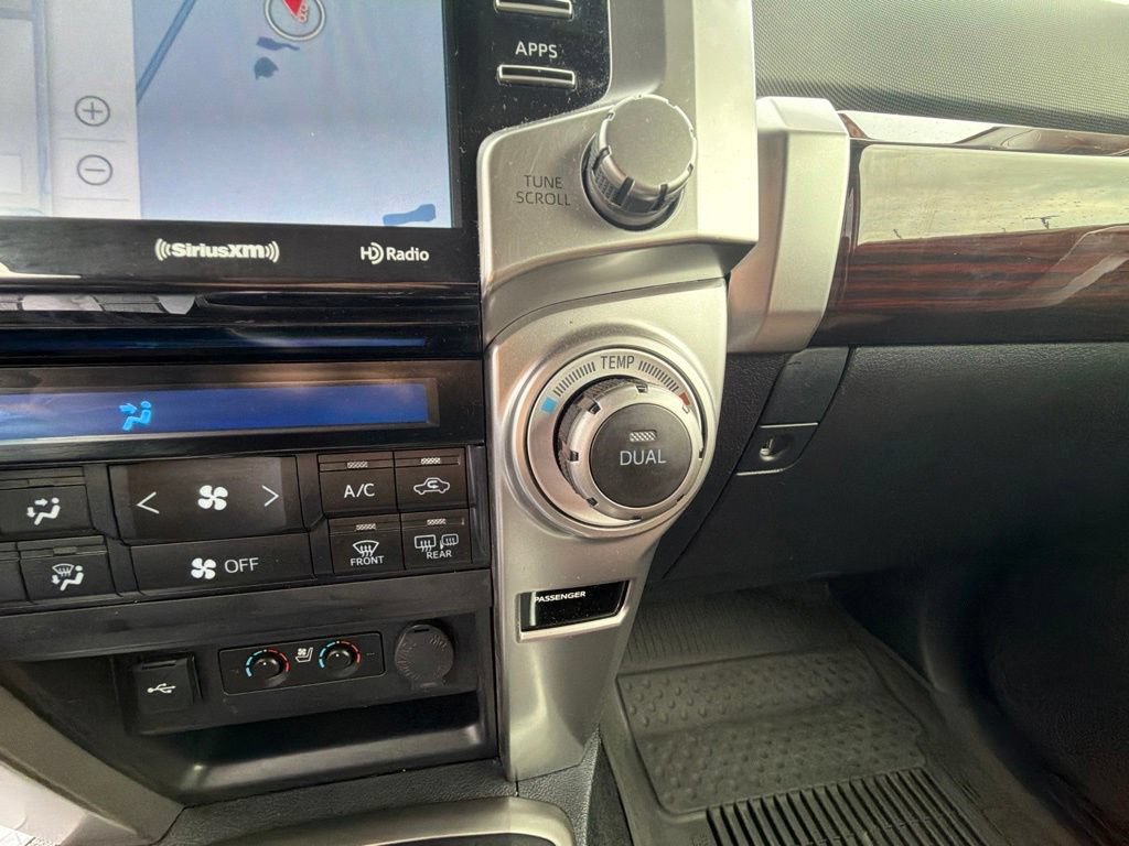 Used 2024 Toyota 4Runner Limited AWD/4WD image 37