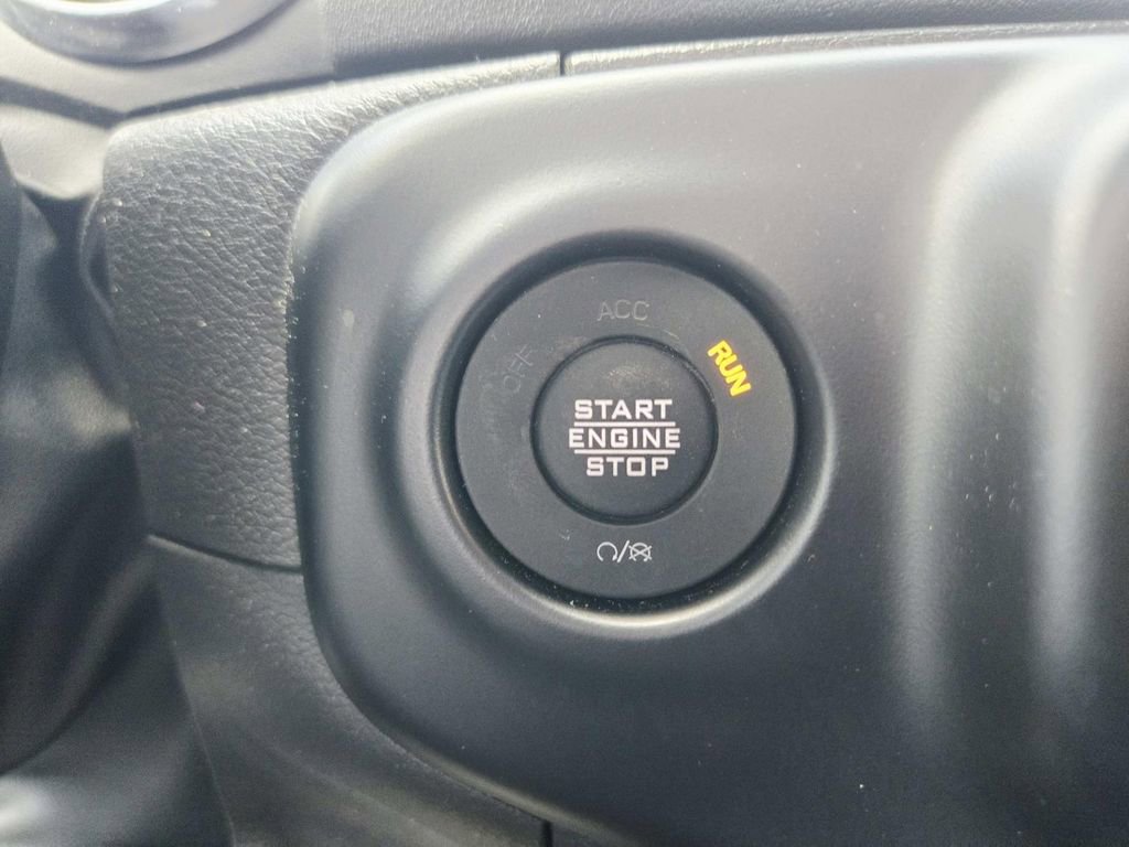 Used 2023 Jeep Wrangler Unlimited Sahara w/ Cold Weather Group AWD/4WD image 38