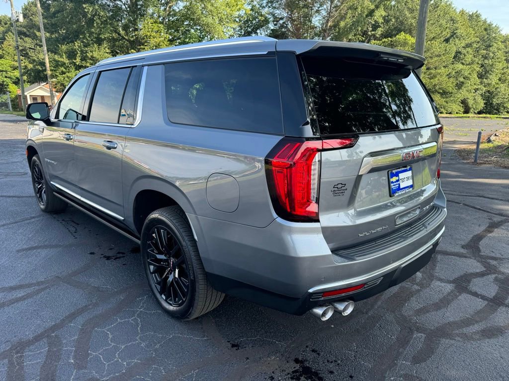 Used 2022 GMC Yukon XL Denali image 3