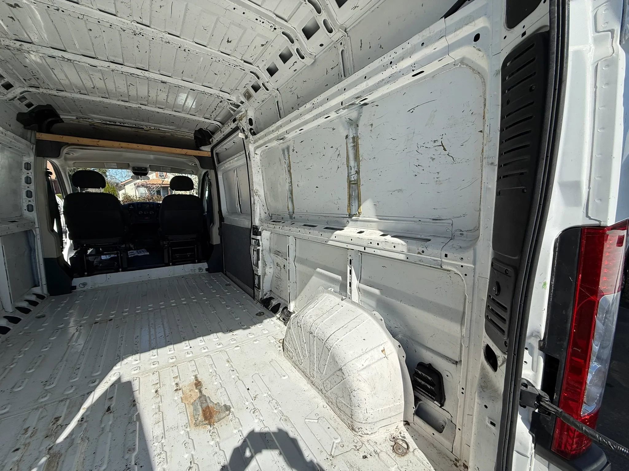 Used 2014 RAM ProMaster 3500 w/ Premium Appearance Group image 35