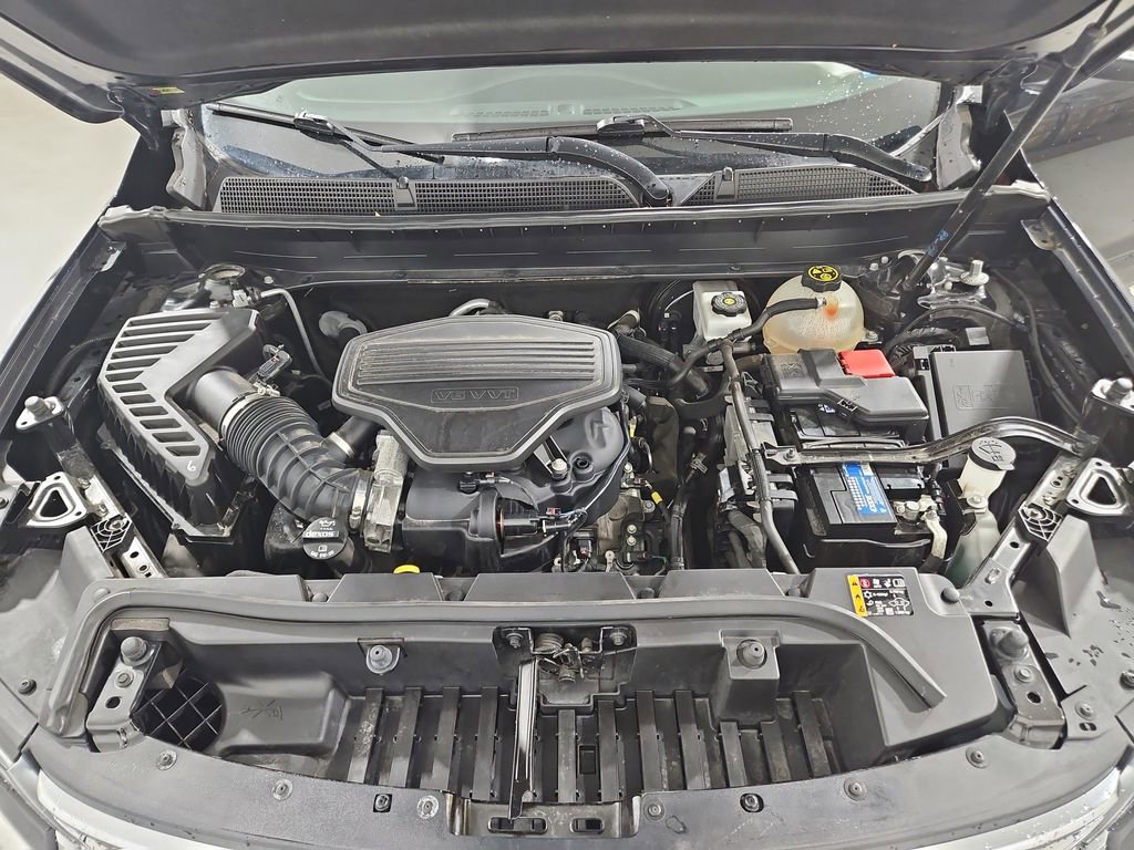 Used 2020 GMC Acadia SLT image 21