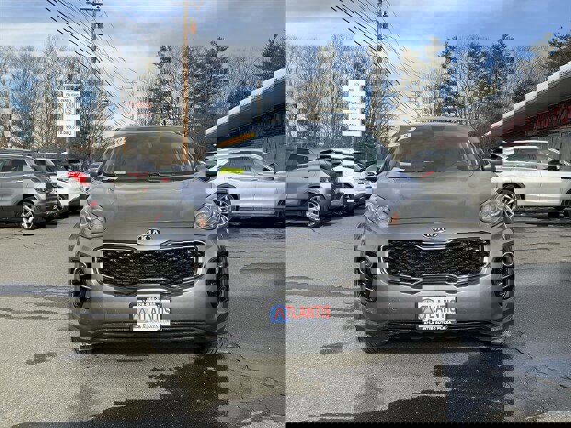 Used 2018 Kia Sportage LX image 2