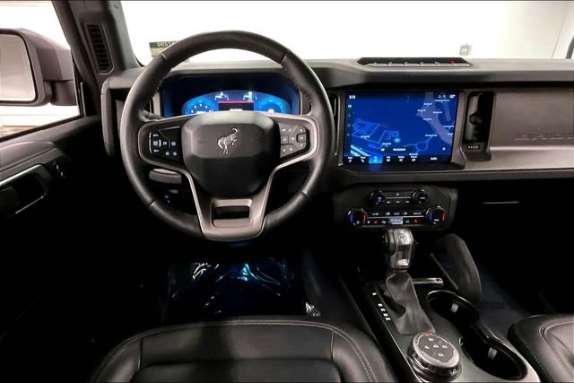 Used 2025 Ford Bronco Badlands AWD/4WD image 6