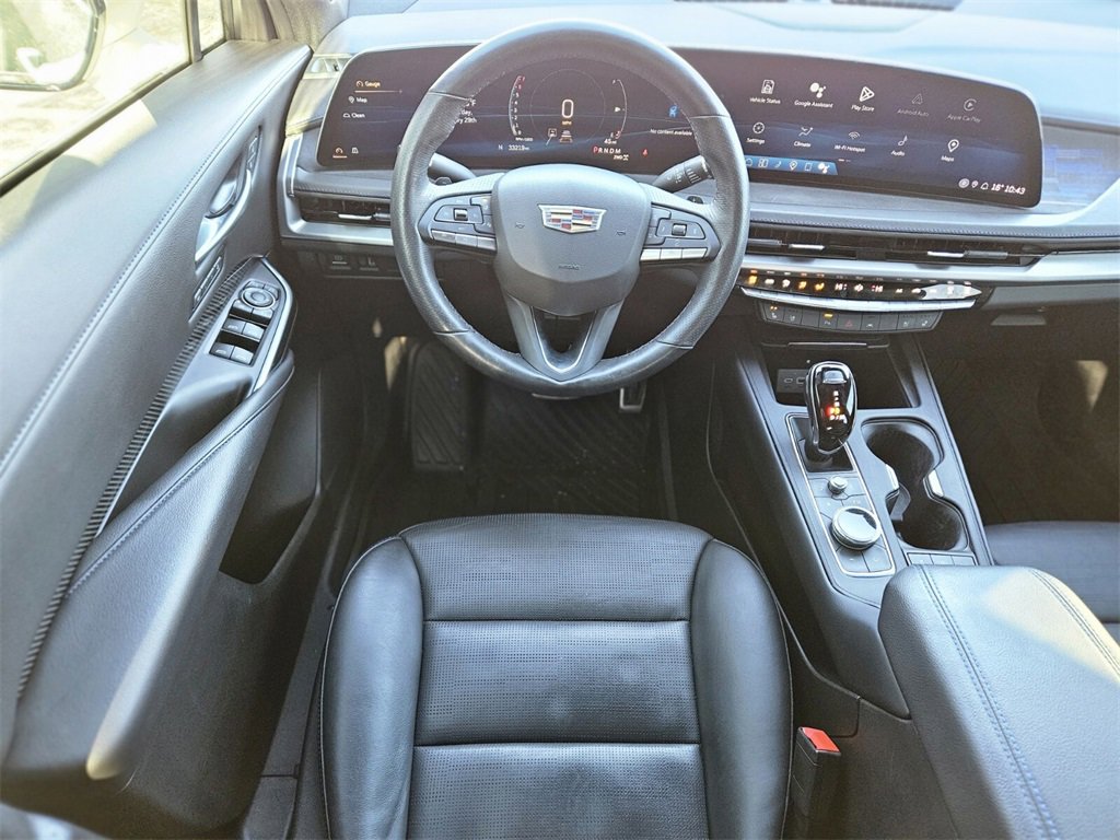 Used 2024 Cadillac XT4 Sport image 10