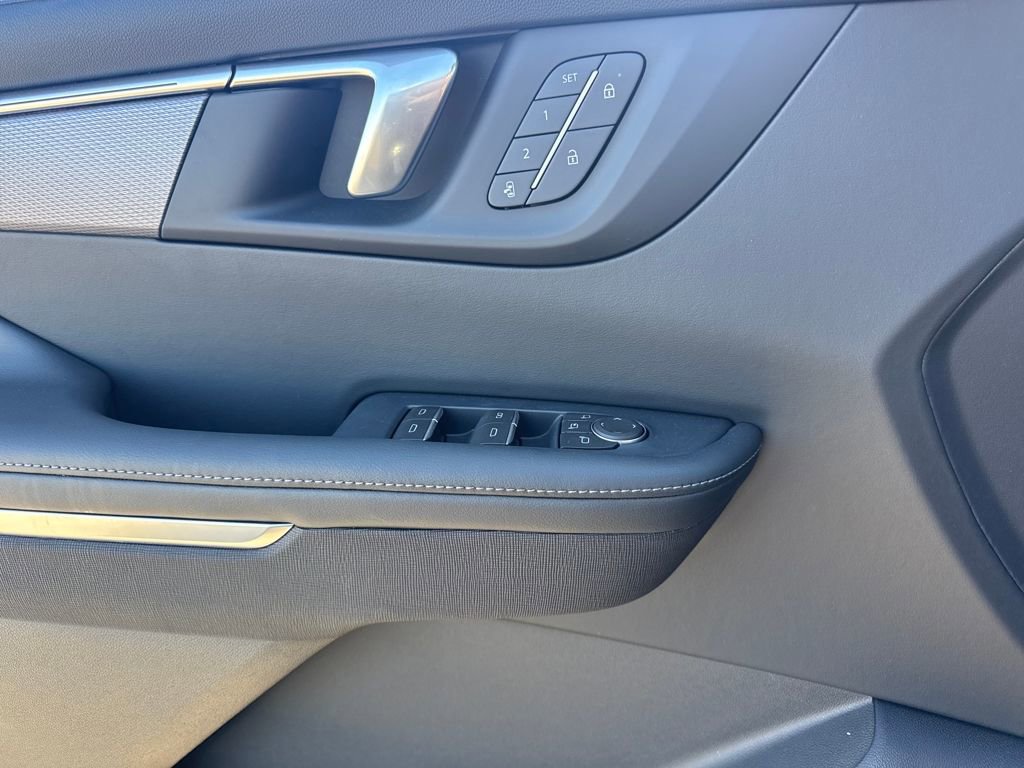 New 2026 Buick Enclave Sport Touring w/ Power Package image 17