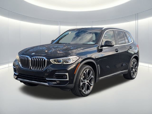 Used 2022 BMW X5 xDrive40i w/ Executive Package