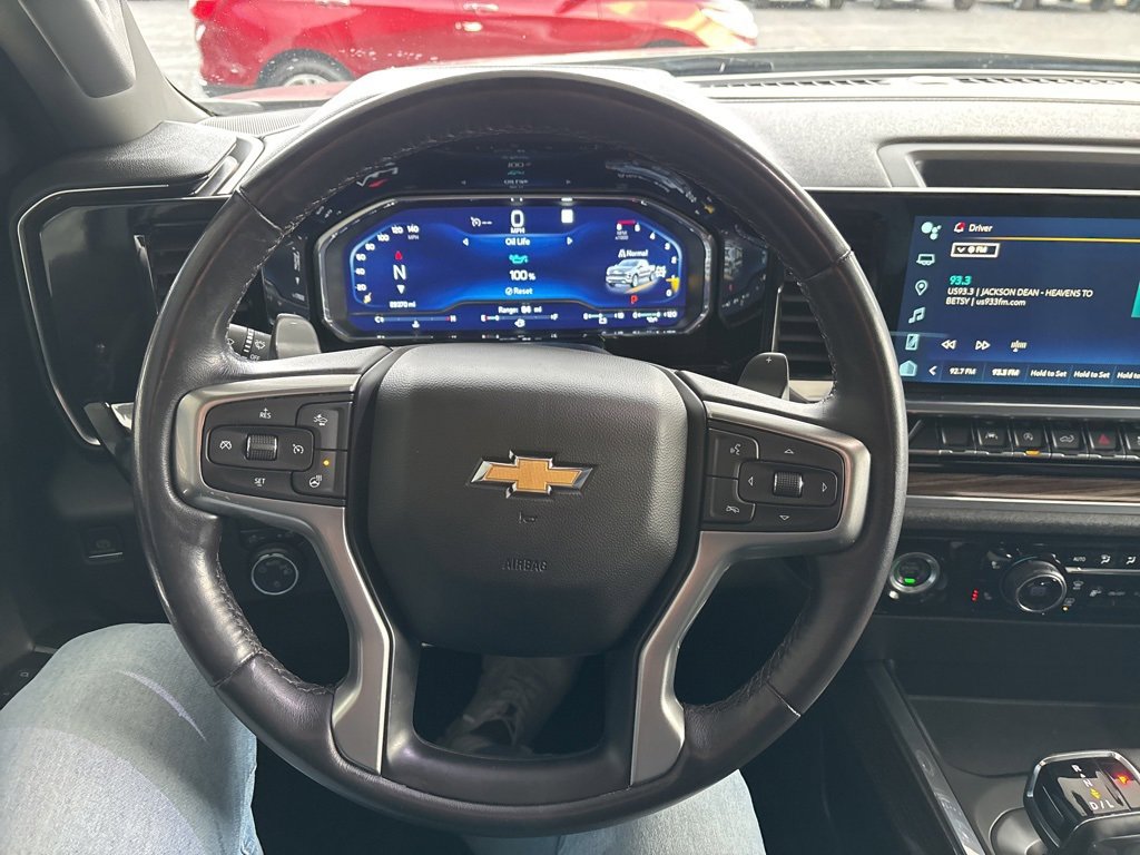 Used 2023 Chevrolet Silverado 1500 LT image 10