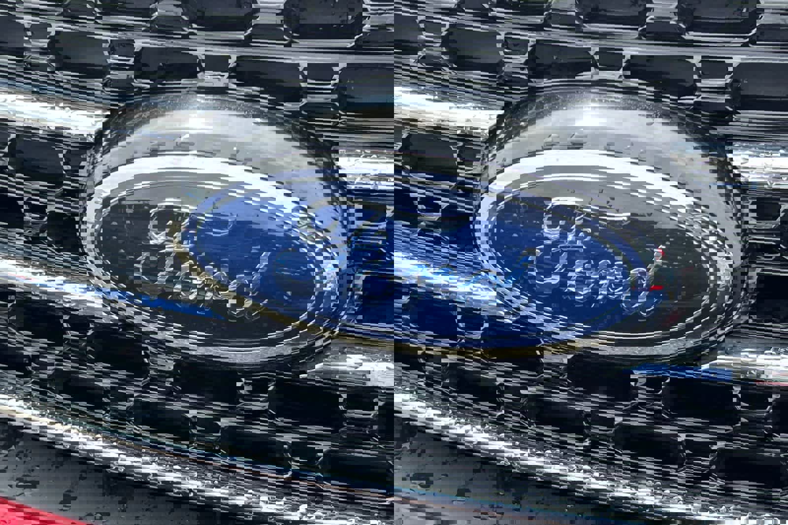 Used 2021 Ford Explorer XLT w/ Equipment Group 202A image 13