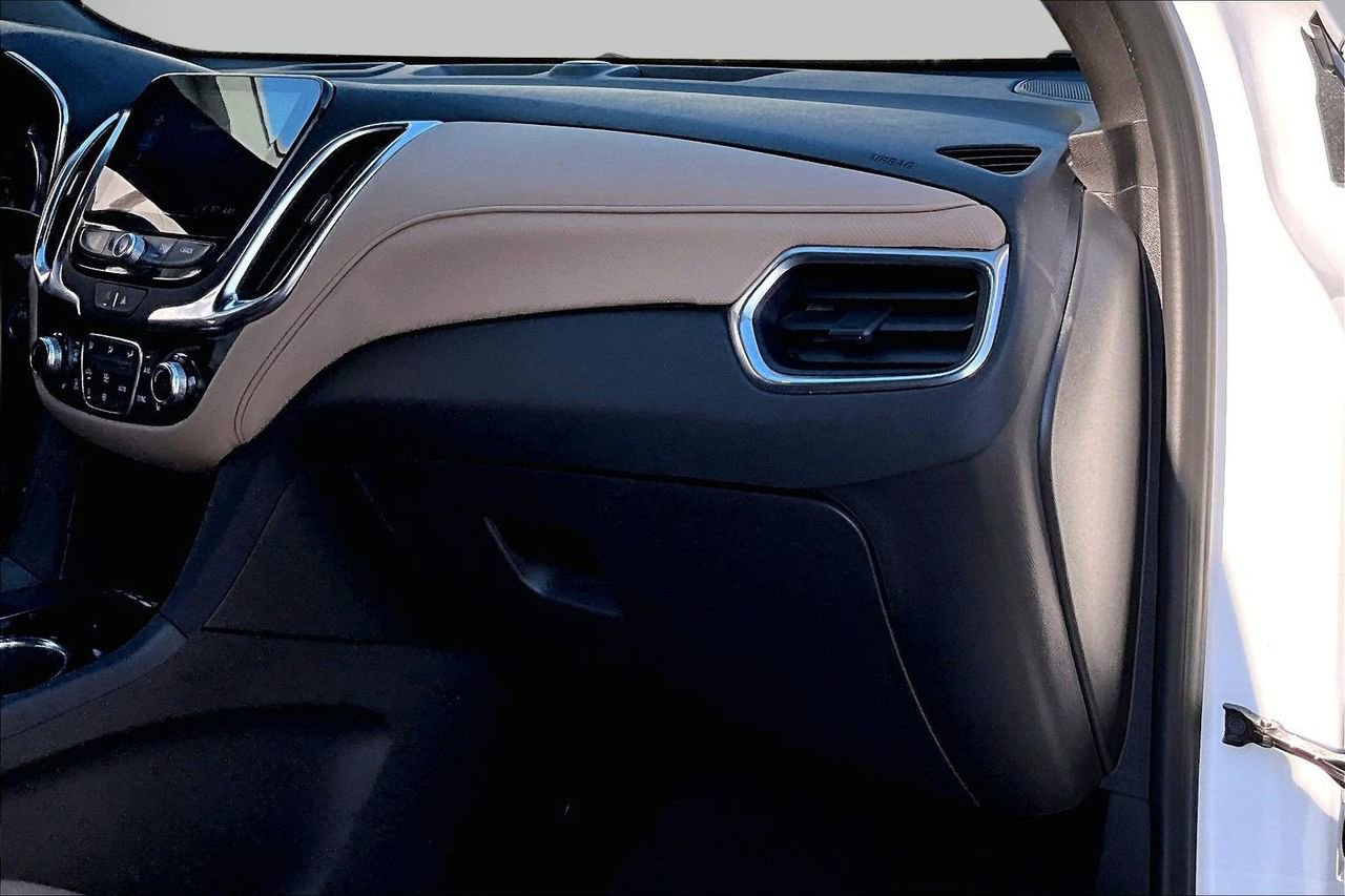 Used 2023 Chevrolet Equinox Premier image 19