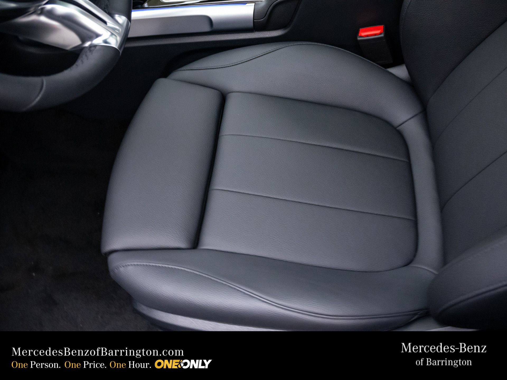 New 2026 Mercedes-Benz GLB 250 4MATIC image 18