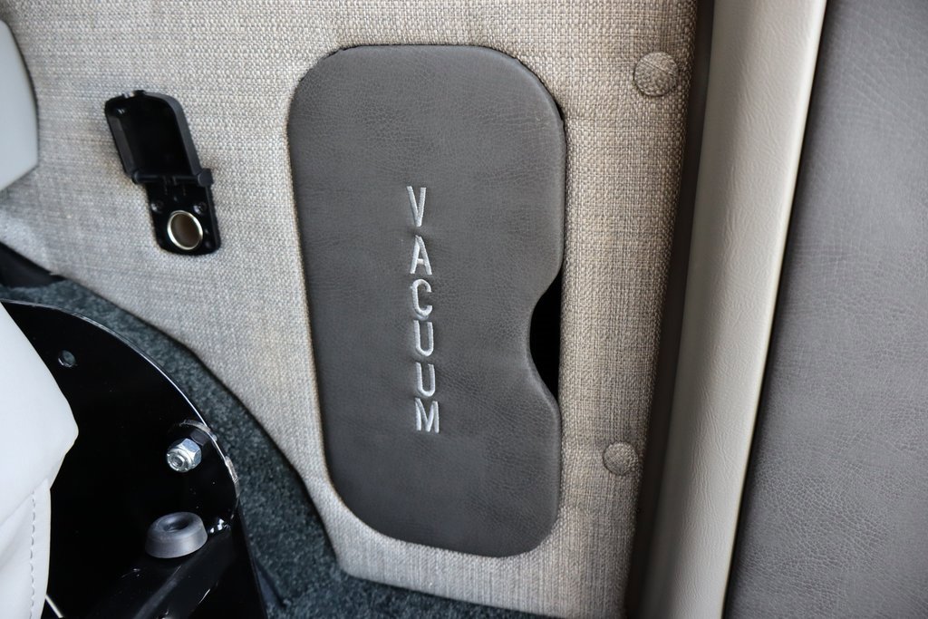 New 2025 Chevrolet Express 2500 Extended w/ Driver Convenience Package image 33