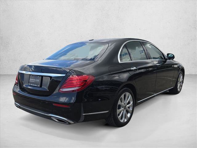Used 2018 Mercedes-Benz E 300 image 5