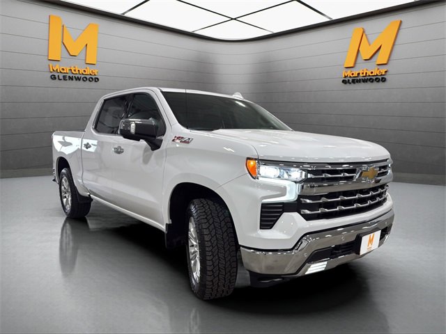 Used 2023 Chevrolet Silverado 1500 LTZ image 3