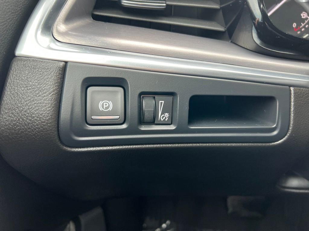 Used 2023 Cadillac XT5 Luxury image 13