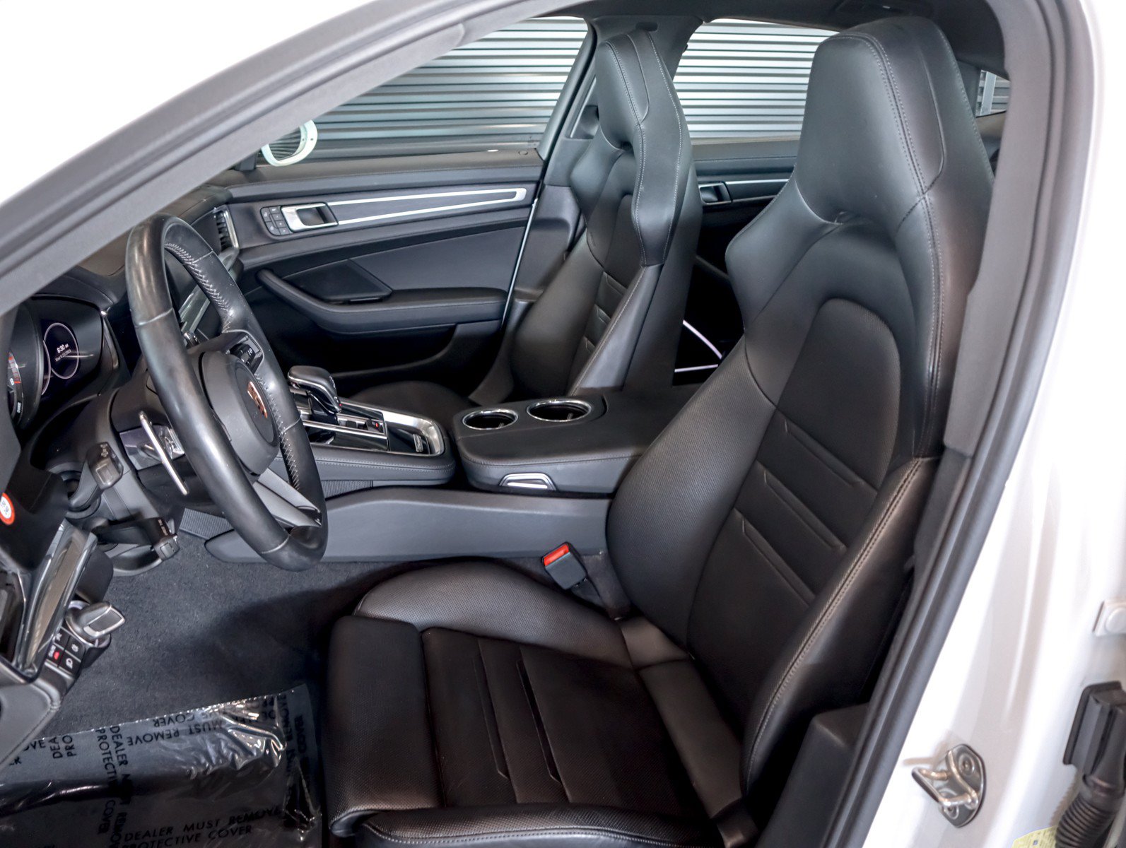 Certified 2023 Porsche Panamera 4S AWD/4WD image 5