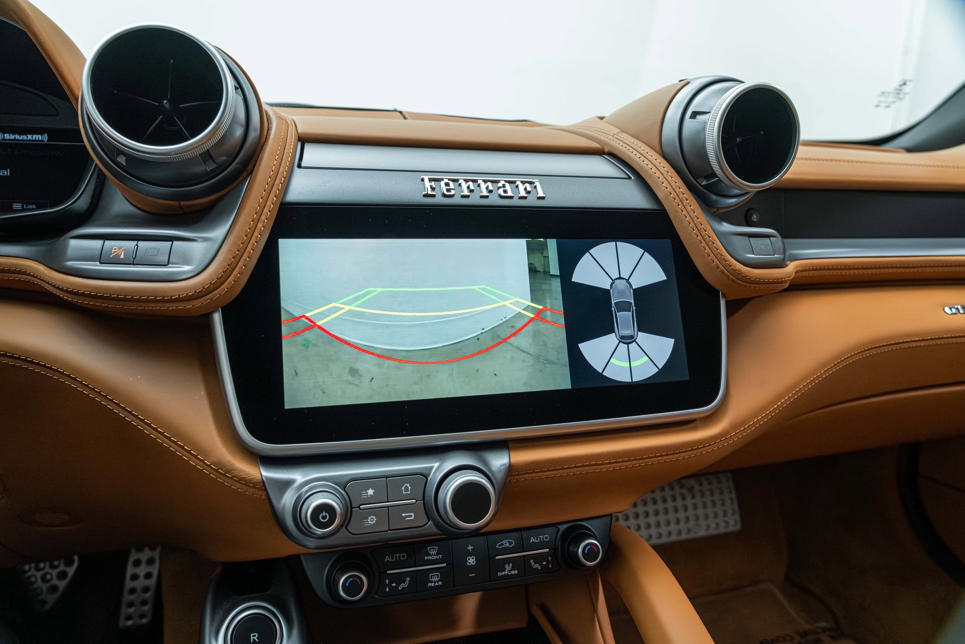 Certified 2019 Ferrari GTC4Lusso V12 image 34