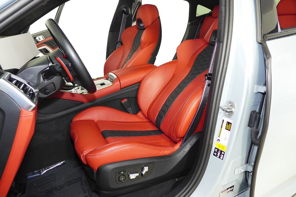 Used 2024 BMW X6 M Competition w/ Executive Package image 22