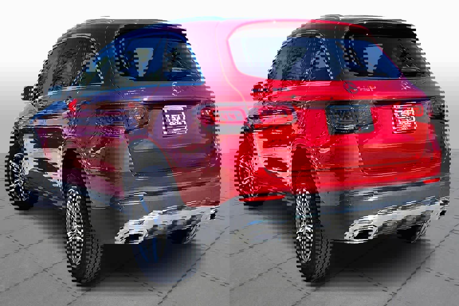 Used 2022 Mercedes-Benz GLC 300 image 11