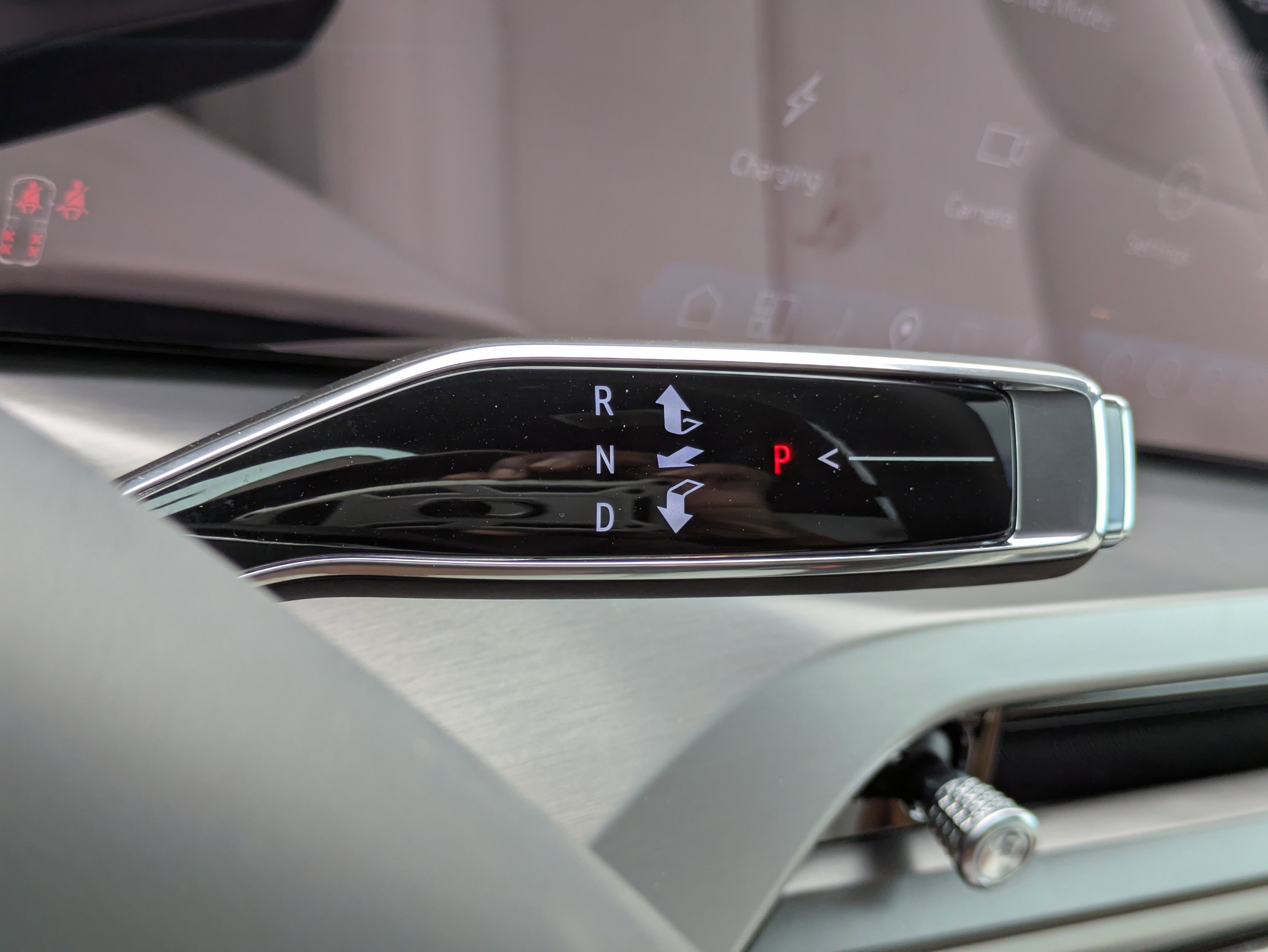 New 2026 Cadillac Vistiq Luxury w/ LPO, Floor Liner Package image 22