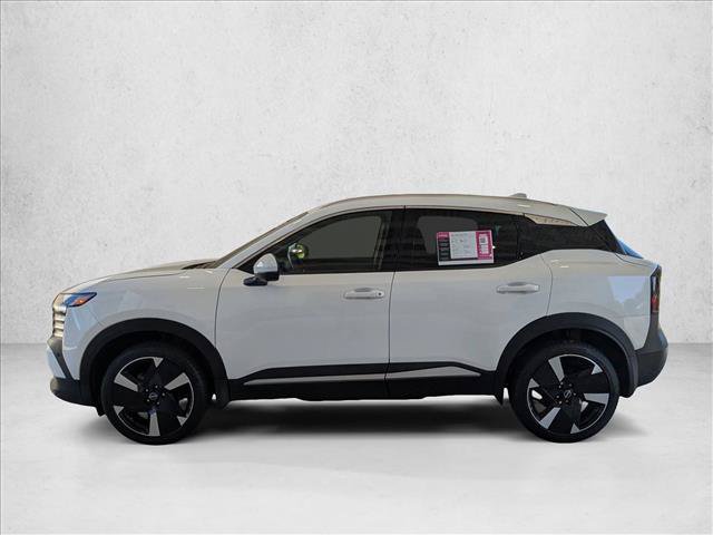 Used 2025 Nissan Kicks SR AWD/4WD image 9
