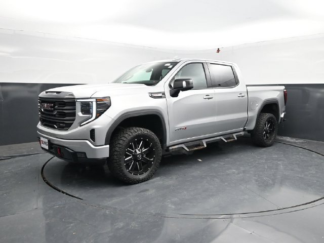 Used 2022 GMC Sierra 1500 AT4 w/ AT4 Preferred Package AWD/4WD image 8