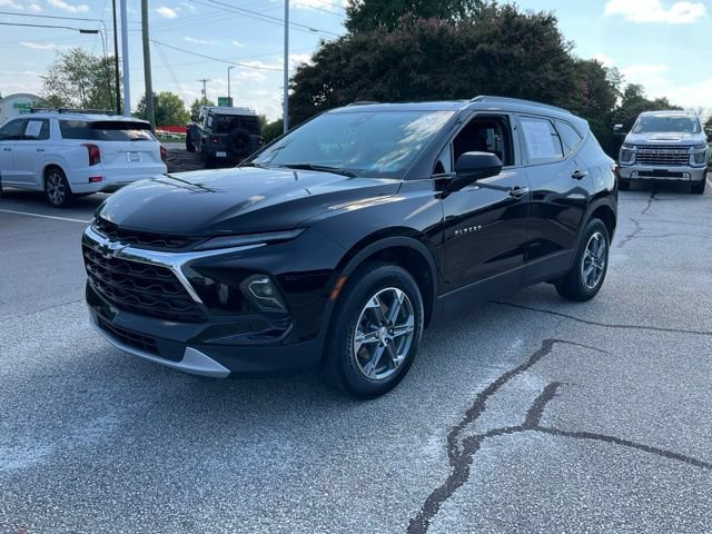 Used 2024 Chevrolet Blazer LT w/ Convenience Package FWD image 1