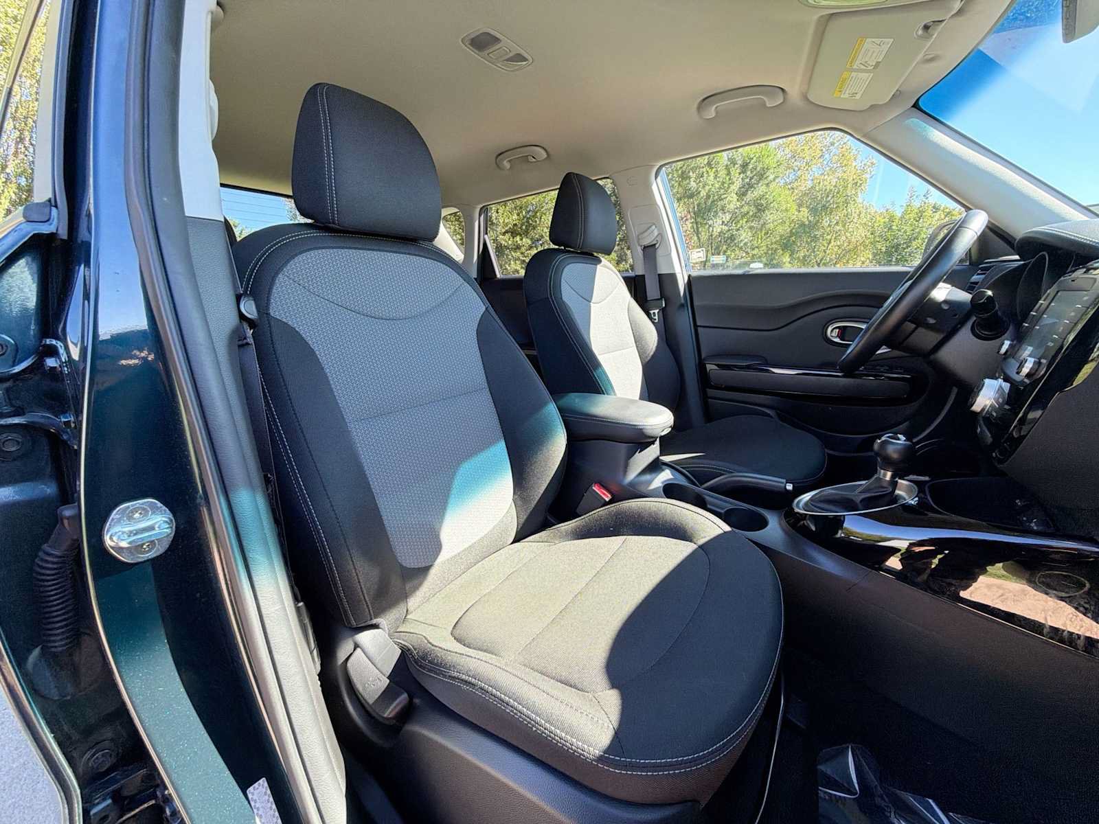 Used 2018 Kia Soul + w/ Audio Package FWD image 18
