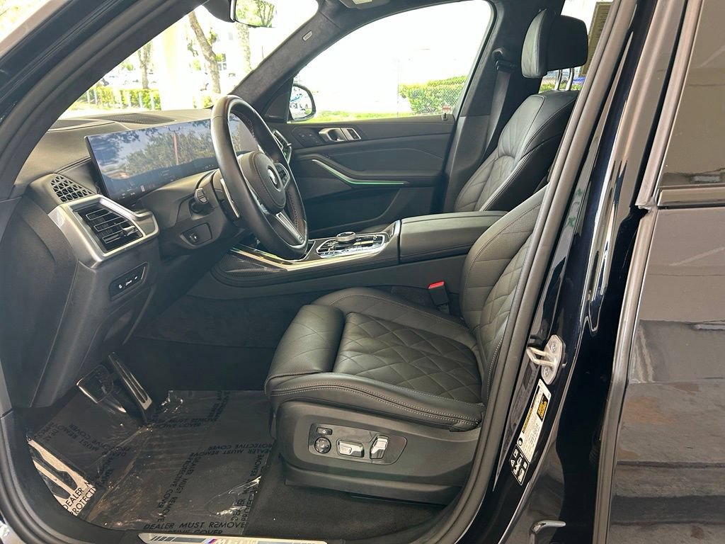 Used 2026 BMW X7 M60i AWD/4WD image 6