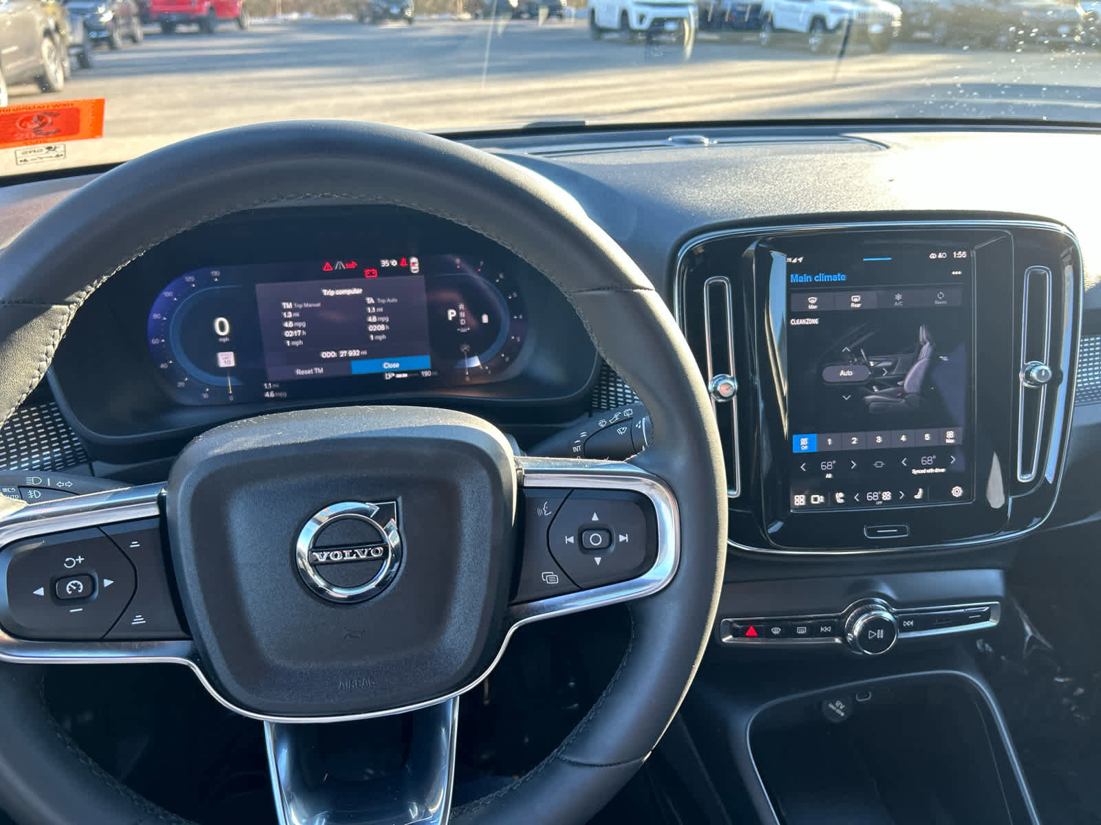 Used 2023 Volvo XC40 B5 Plus w/ Driver Assist Package image 20