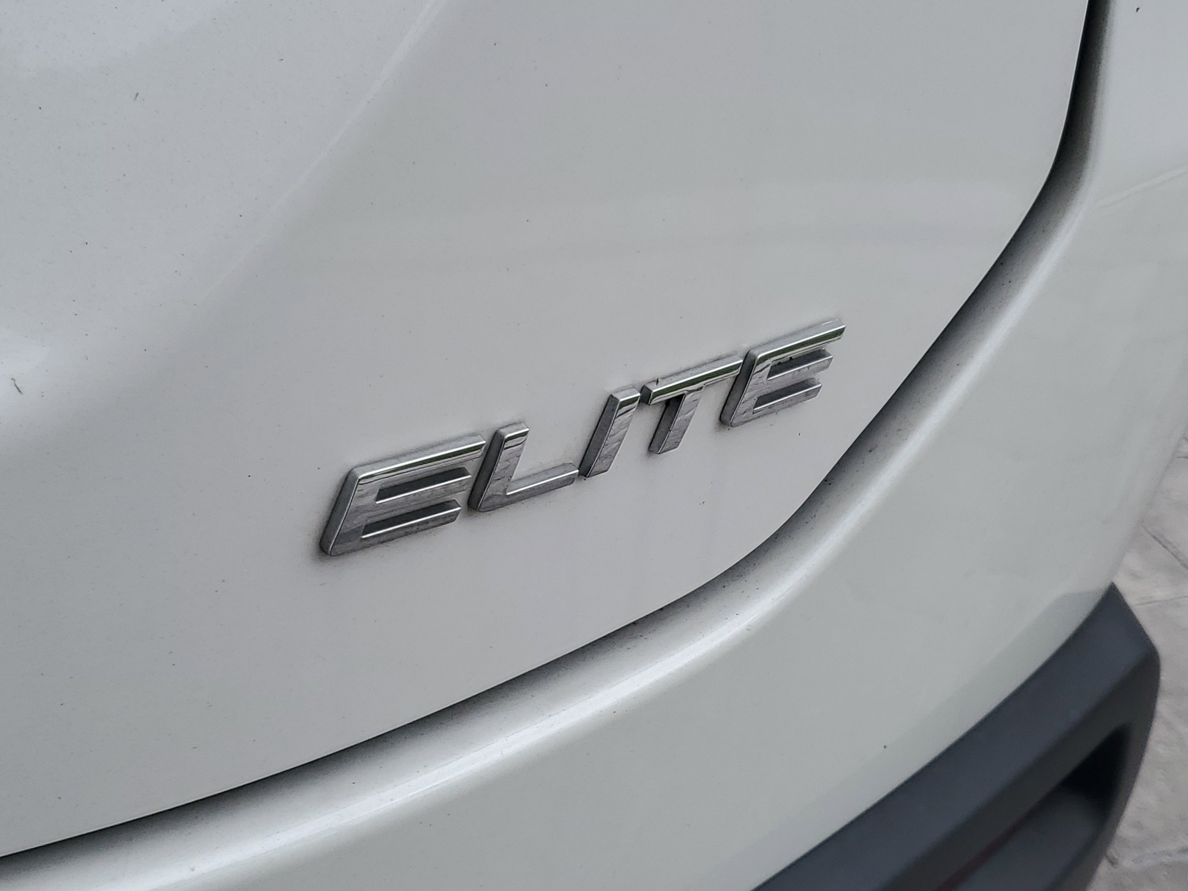 Used 2024 Honda Pilot Elite image 7