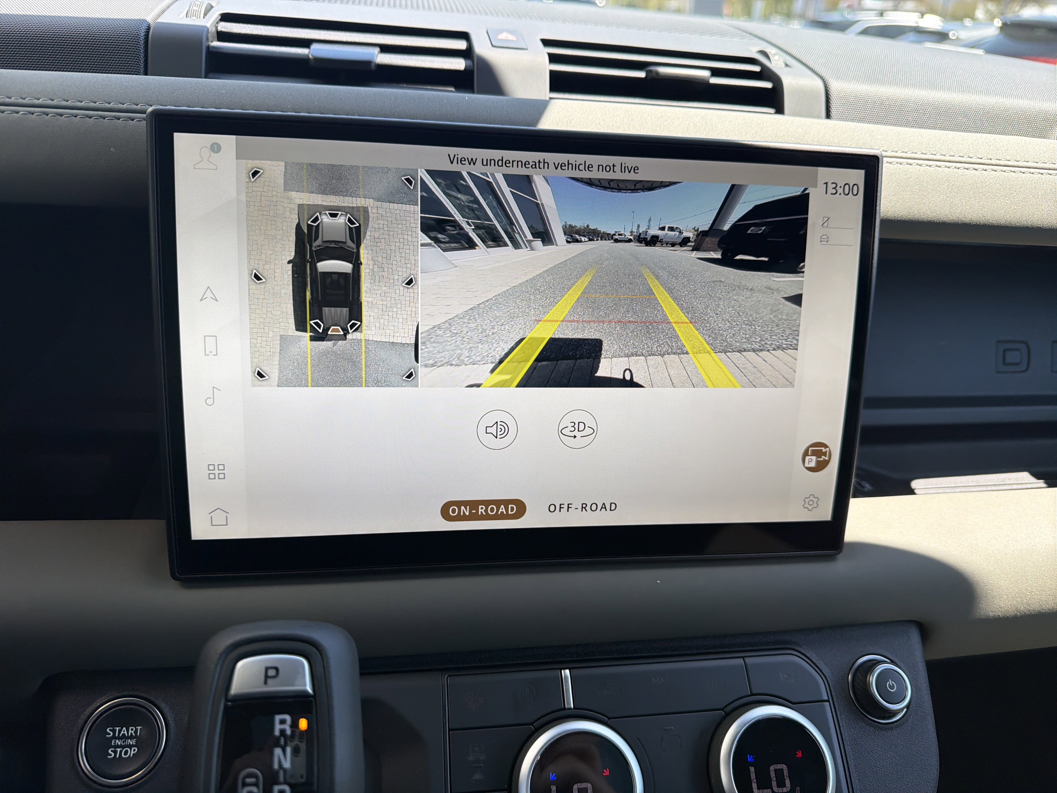 Used 2025 Land Rover Defender 110 X-Dynamic SE image 24