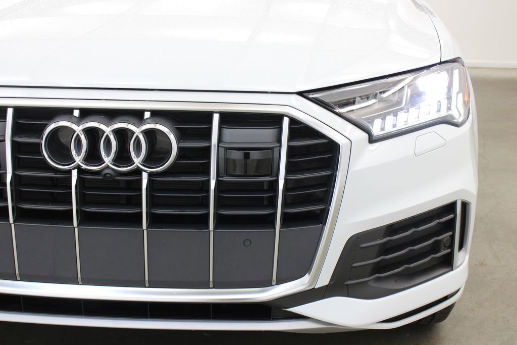 Used 2023 Audi Q7 2.0T Premium Plus w/ Premium Plus Package AWD/4WD image 8