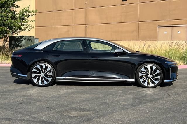 Used 2022 Lucid Air Grand Touring AWD/4WD image 3