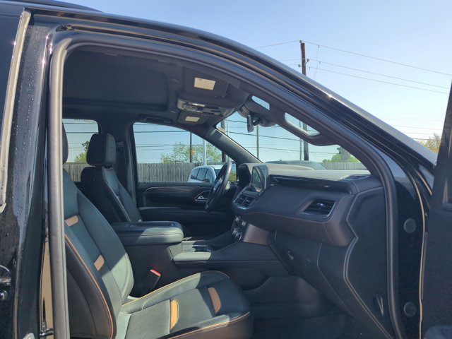 Used 2024 GMC Yukon AT4 w/ Technology Package image 17
