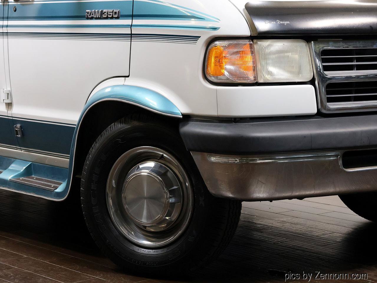 Used 1994 Dodge B3500 RWD image 3